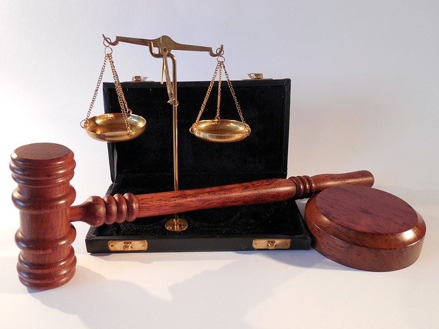 W czym potrafi nam pomóc radca prawny? W których sprawach i w jakich kompetencjach prawa wspomoże nam radca prawny?